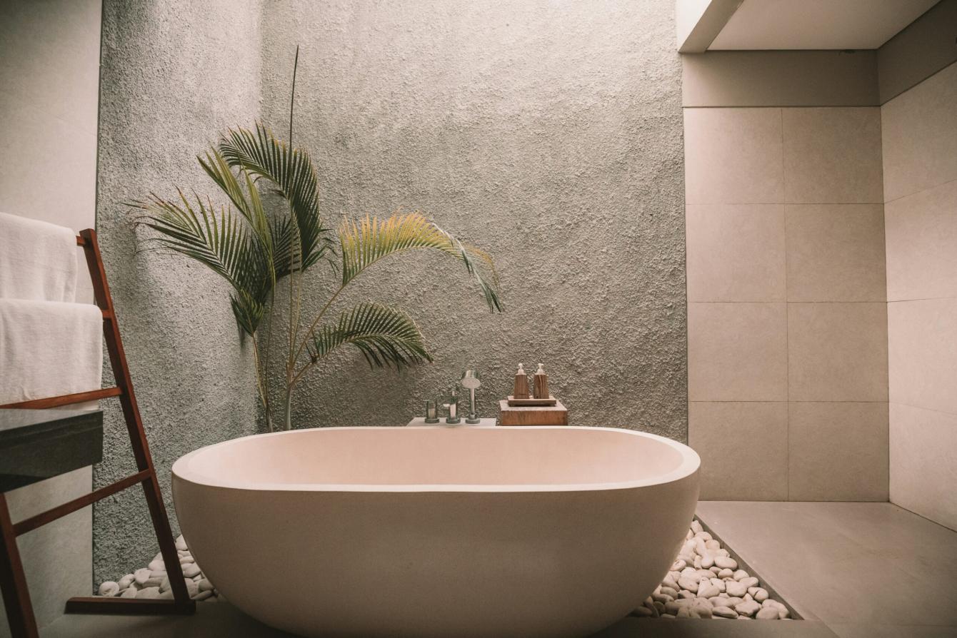 Limpieza de azulejos del baño: usa la fuerza del vapor