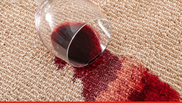 Comment enlever toutes les taches difficiles ? Sang, vin, gras, café, pipi, encre, moisissure… Le guide complet 2026