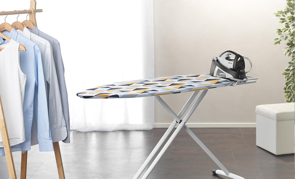 Comment bien choisir une table à repasser pour votre centrale vapeur ?