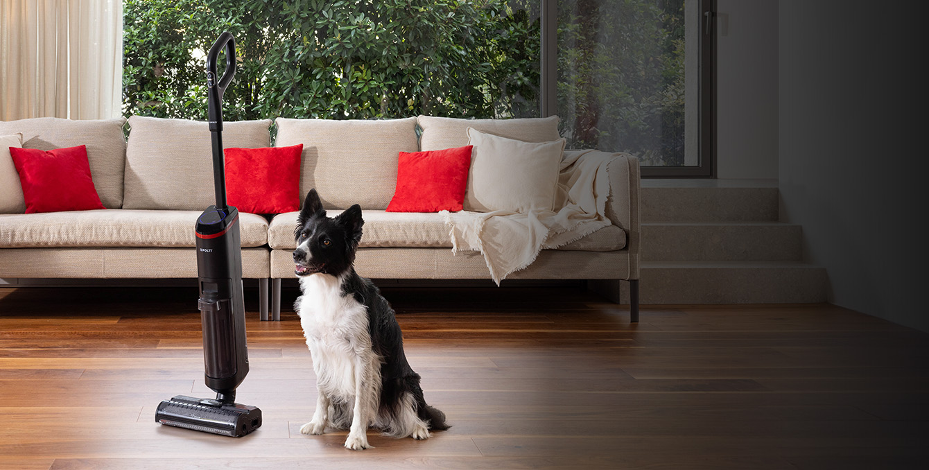 Polti RollySteam pulisce sotto un divano