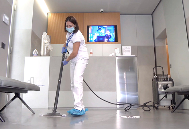 Polti pulizia e disinfezione pavimento studio medico